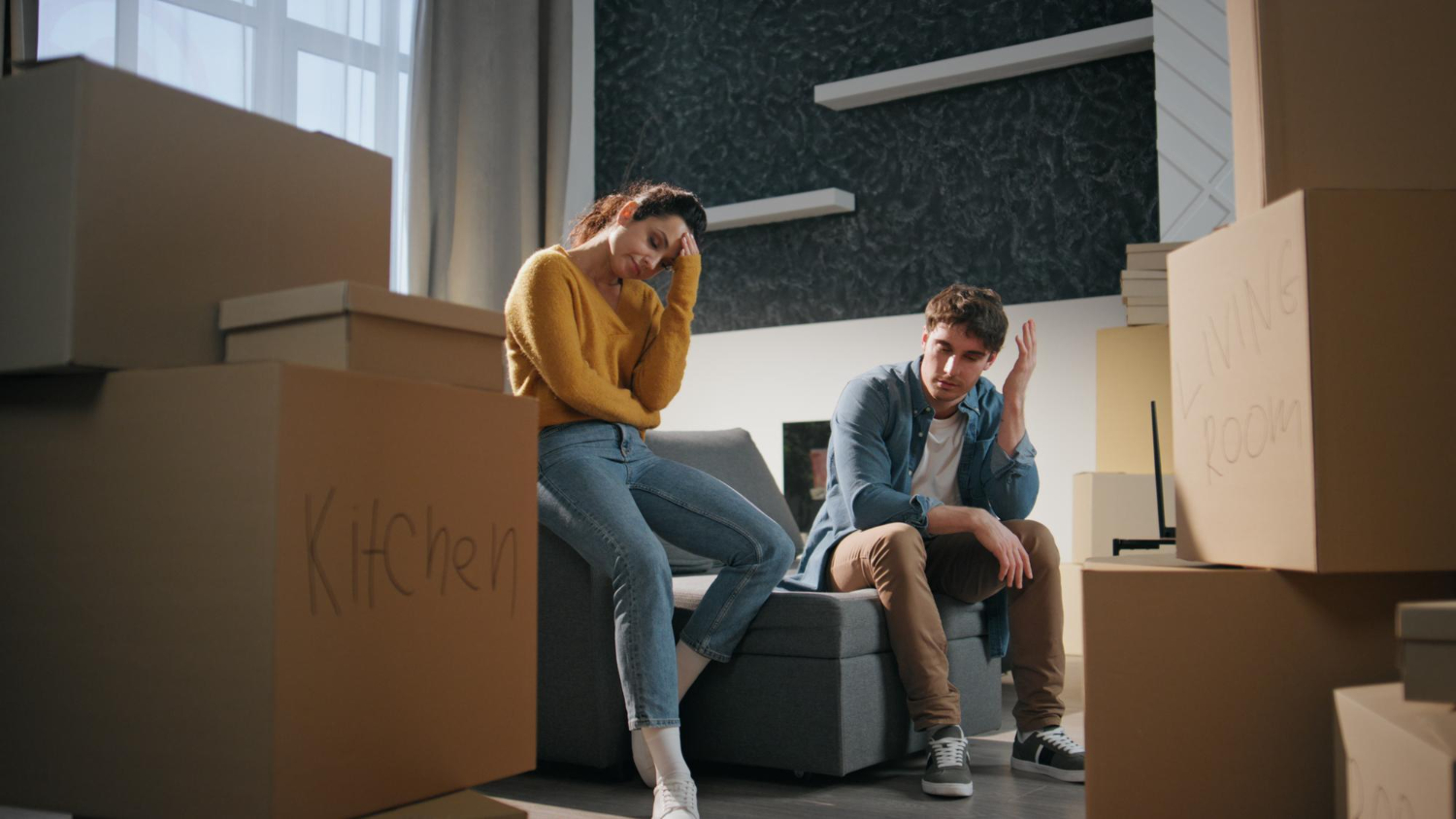 How to Handle Moving Delays: Stay Calm and Prepared
